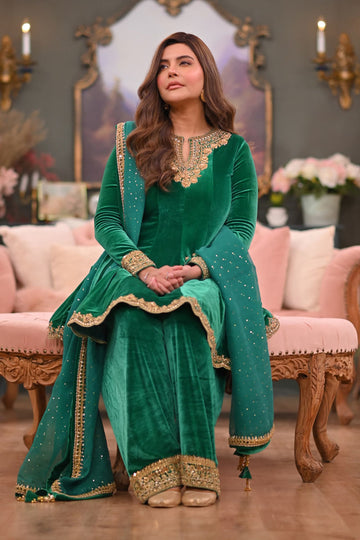 Nida Yasir in Misha