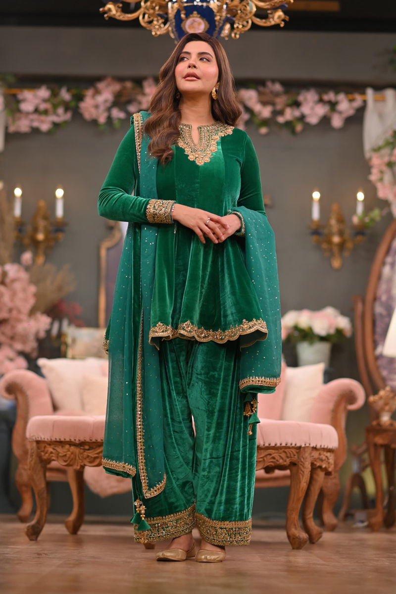 Nida Yasir in Misha