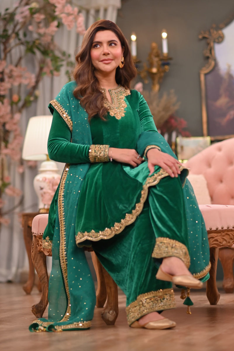Nida Yasir in Misha