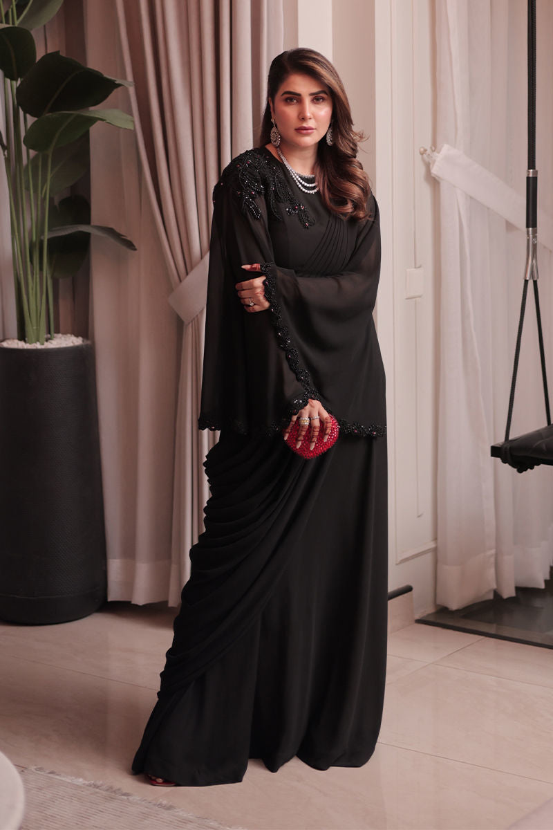 Areeba Habib in Azal