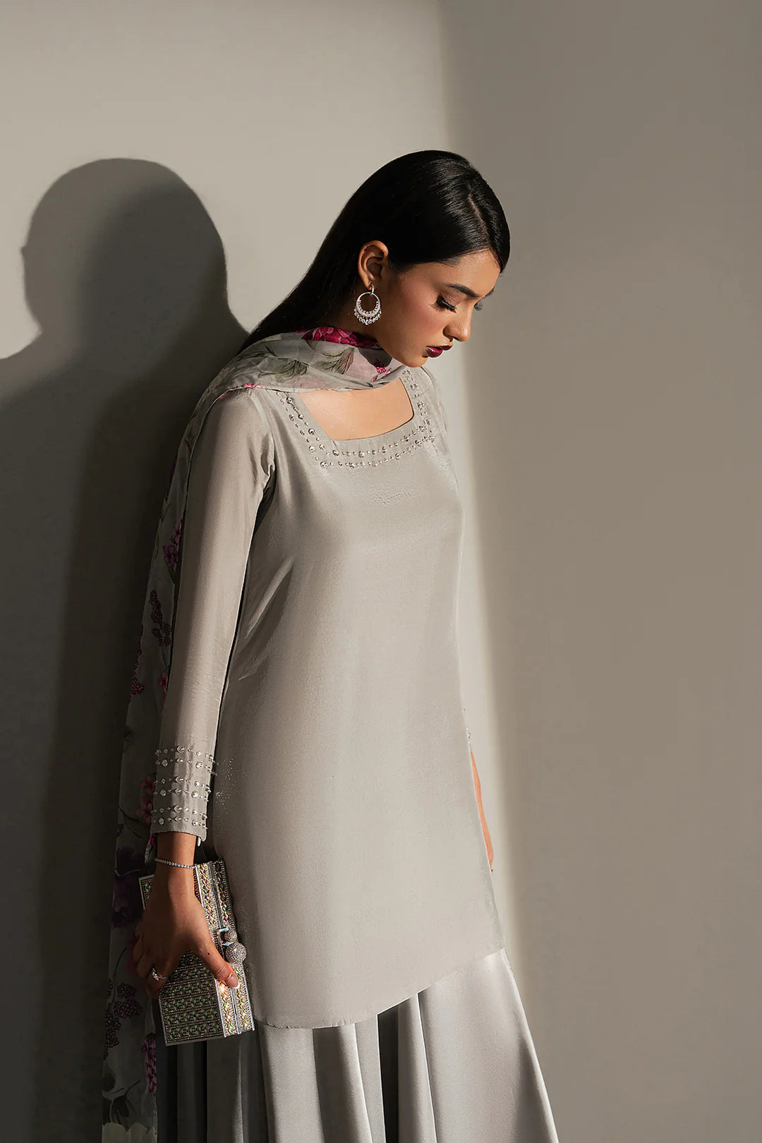 Qarin Top